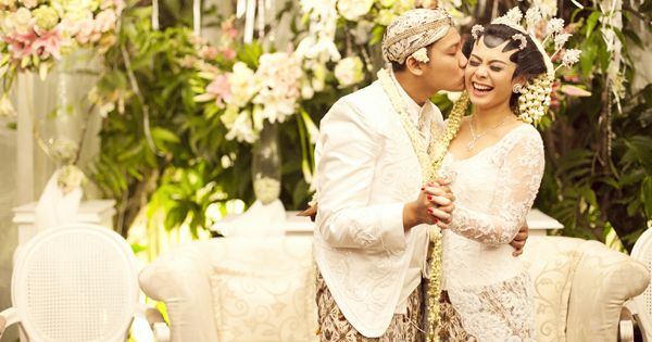 Javanese Wedding Culture - Procession - Ceremonies - FactsofIndonesia.com