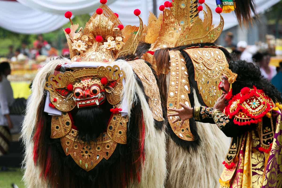 Barong Dance in Bali Indonesia - History - Myth - Facts of Indonesia