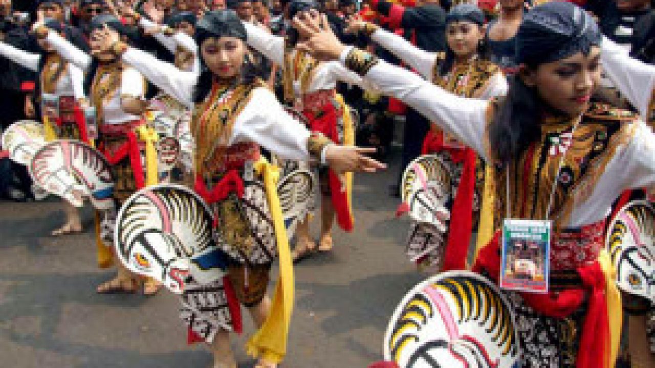 Top 15 Indonesian Folk Dance 5 Is So Ethnic Factsofindonesia Com