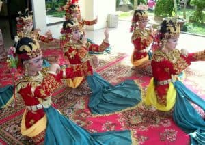 Top 15 Indonesian Folk Dance 5 Is So Ethnic Factsofindonesia Com