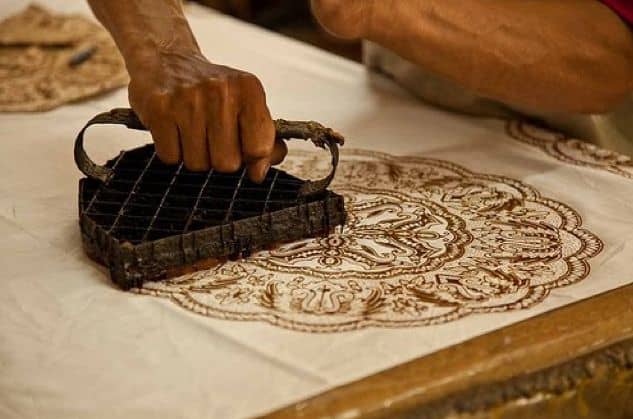 Types of Batik Techniques 3 - FactsofIndonesia.com