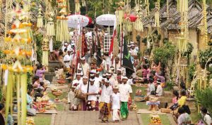 Differences Between Balinese and Indian Hinduism 