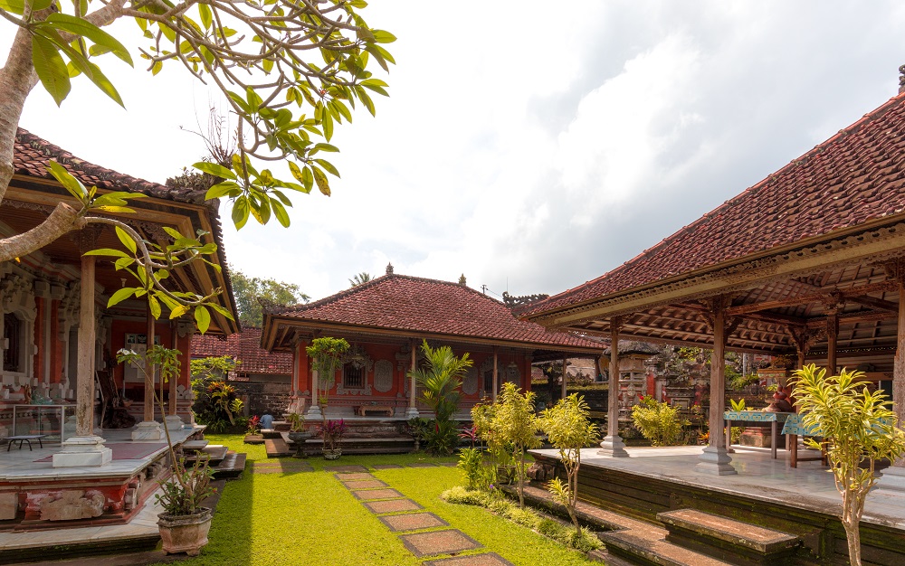 10 Characteristics of Balinese Traditional House - FactsofIndonesia.com