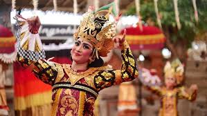 Traditional Dances From Bali (Legong Dance)