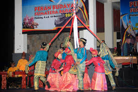 Traditional Dances From Jambi (Selampit Delapan Dance)