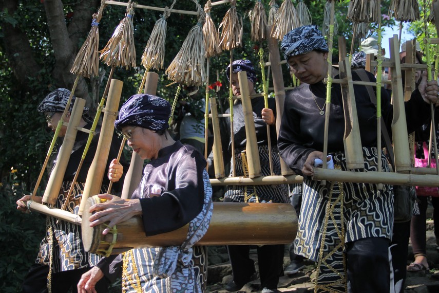 Banten Traditional Musical Instruments