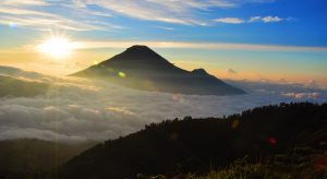 mountains in indonesia to hike for beginners
