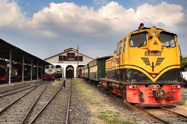 Oldest Train Stations In Indonesia