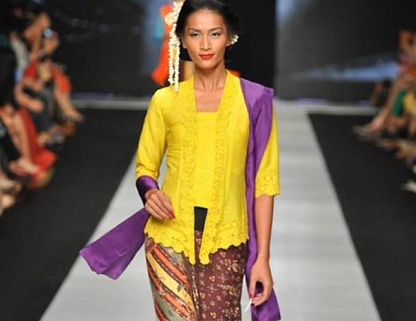 Popular Types of Kebaya in Indonesia