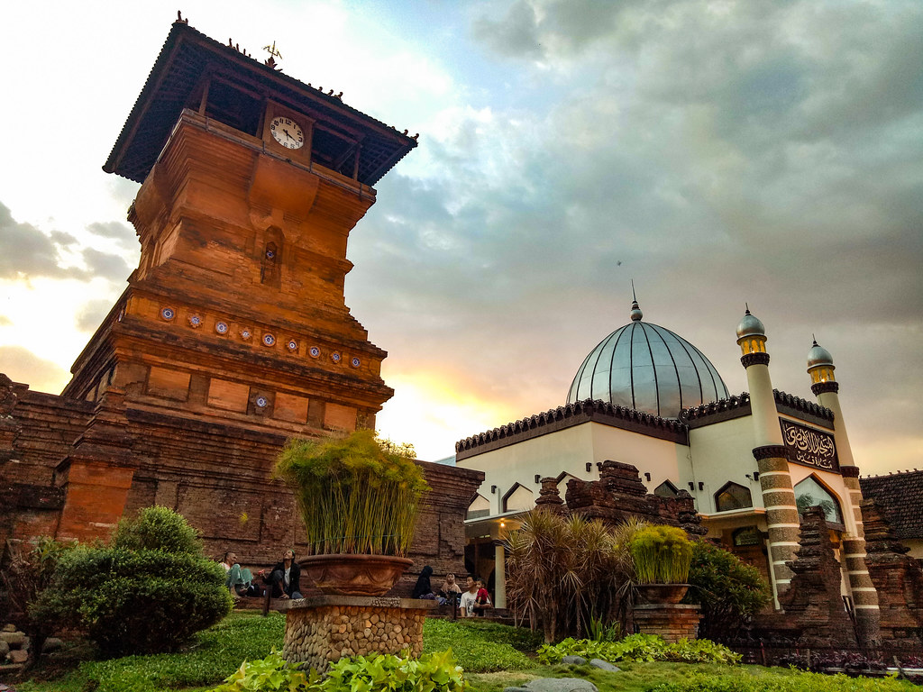 unique mosque design in indonesia