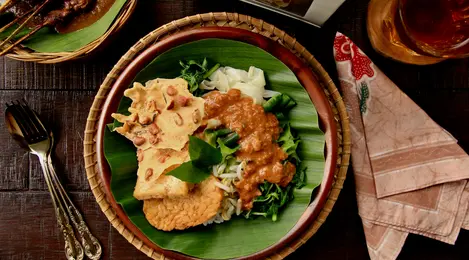Types of Indonesian Dish with Peanut Sauce