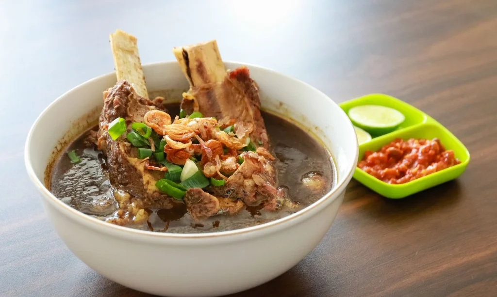 Indonesian Food That Suitable for Rainy Season