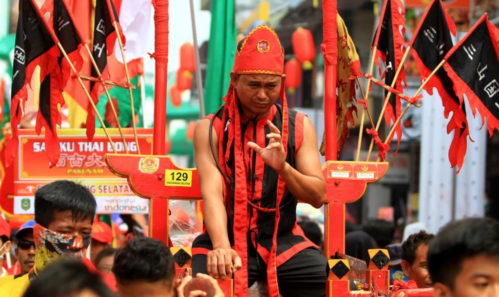  Chinese New Year Traditions in Indonesia