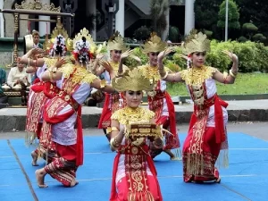 Traditional Dance from Lampung
